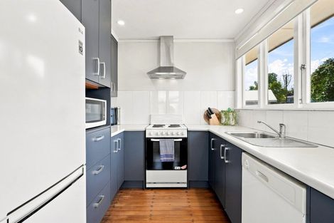 Photo of property in 57 Chorley Avenue, Massey, Auckland, 0614