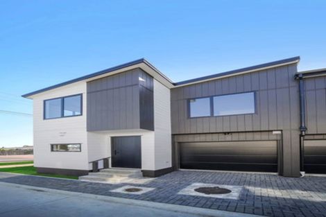 Photo of property in 129 Russell Road, Manurewa, Auckland, 2102