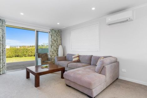 Photo of property in Waterview Estate, 86/4 Greystone Place, Omokoroa, 3114