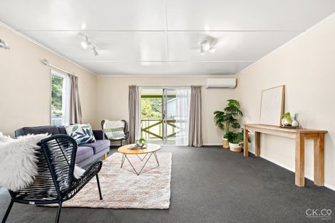 Photo of property in 1/23 Gemstone Drive, Birchville, Upper Hutt, 5018