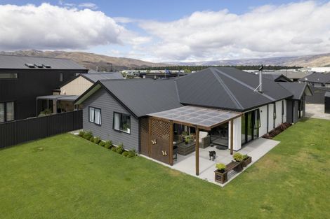 Photo of property in 15 Quigley Crescent, Cromwell, 9310