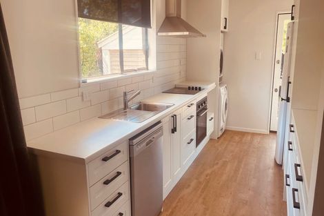 Photo of property in 1/18 Rembrandt Place, Burnside, Christchurch, 8053