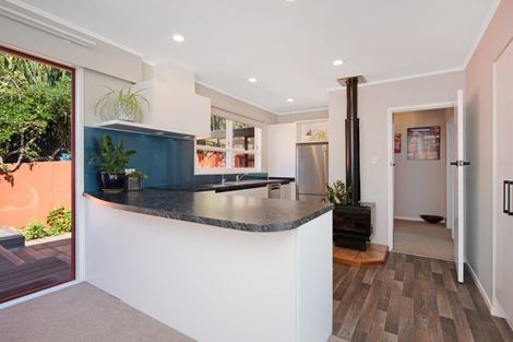 Photo of property in 2/33 Beach Road, Paekakariki, 5034