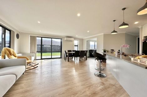 Photo of property in 23 Hopkirk Avenue, Wallaceville, Upper Hutt, 5018