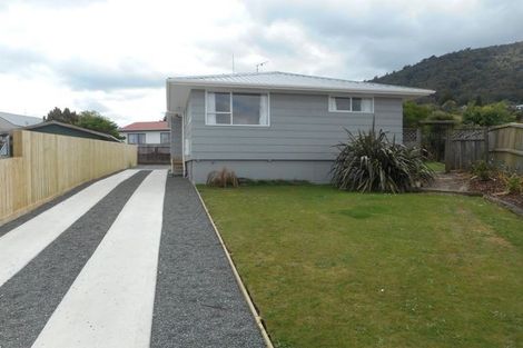 Photo of property in 8 Amethyst Place, Pukehangi, Rotorua, 3015