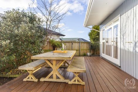 Photo of property in 14 Yeovil Place, St Albans, Christchurch, 8052
