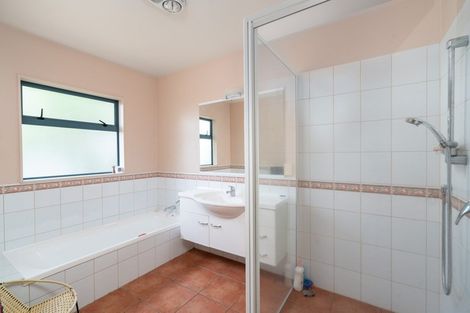 Photo of property in 2/52 Henry Hill Road, Taupo, 3330