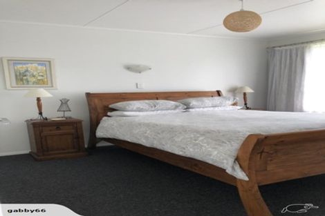 Photo of property in 29 Hunia Terrace, Himatangi Beach, Foxton, 4891