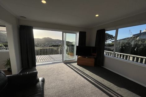 Photo of property in 45 Sea Vista Drive, Pukerua Bay, 5026