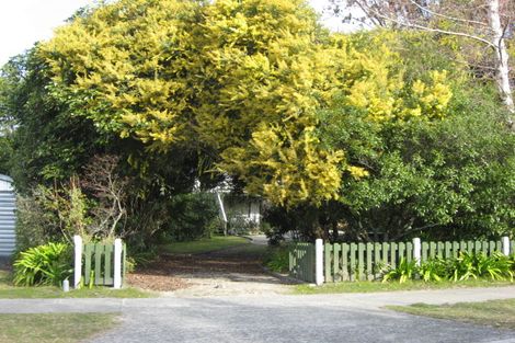 Photo of property in 17 Pihanga Road, Kuratau, Turangi, 3381