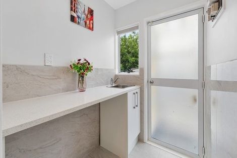 Photo of property in 1/157 Te Irirangi Drive, Flat Bush, Auckland, 2019