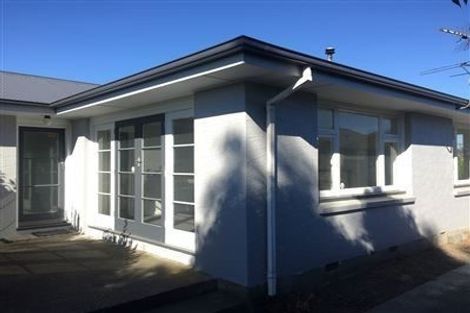 Photo of property in 111 Avonhead Road, Avonhead, Christchurch, 8042