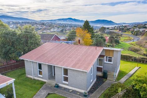Photo of property in 74 Stenhope Crescent, Corstorphine, Dunedin, 9018