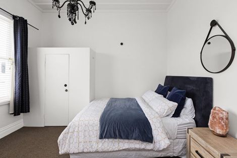 Photo of property in 92 Auckland Road, Greenmeadows, Napier, 4112