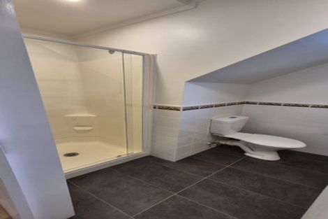 Photo of property in 27 Hebe Place, Birkenhead, Auckland, 0626