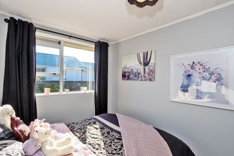 Photo of property in 11 Newbie Street, Heidelberg, Invercargill, 9812