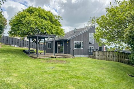 Photo of property in 16 Hillcrest Street, Tirau, 3410