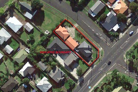 Photo of property in 323 Massey Road, Mangere East, Auckland, 2024
