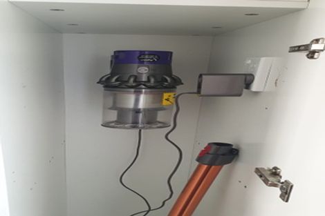 Photo of property in 2/45 Rawhiti Road, One Tree Hill, Auckland, 1061