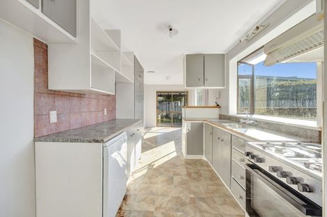 Photo of property in 81 Glen Lynne Avenue, Queenwood, Hamilton, 3210