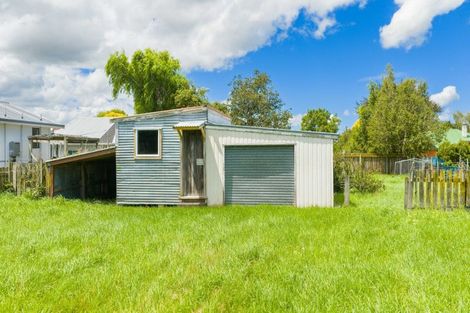 Photo of property in 24 Walter Street, Takapau, 4203