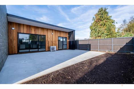 Photo of property in 8a Holmes Street, Waimate, 7924