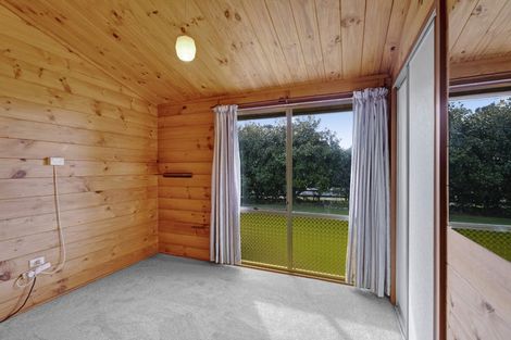 Photo of property in 33 Kowhai Street, Inglewood, 4330