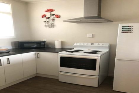 Photo of property in 2 The Promenade, Takapuna, Auckland, 0622