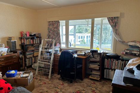 Photo of property in 16 George Street, Dannevirke, 4930