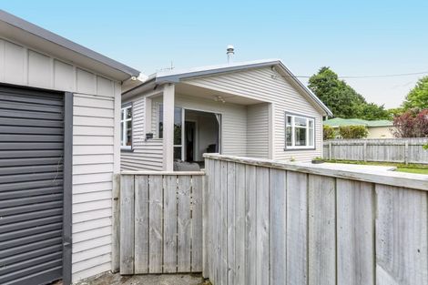 Photo of property in 5 Old South Road, Okato, 4335