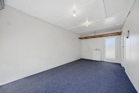Photo of property in 1/9 Phillipa Place, Browns Bay, Auckland, 0630