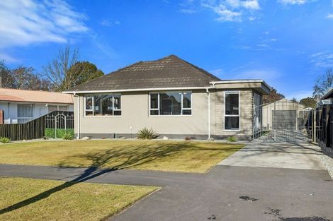 Photo of property in 25 Barnes Road, Redwood, Christchurch, 8051