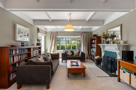 Photo of property in 84 Bolton Street, Kelburn, Wellington, 6012