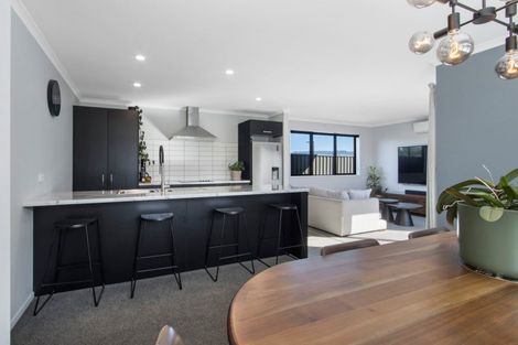 Photo of property in 35 Sentinel Avenue, Omokoroa, 3114