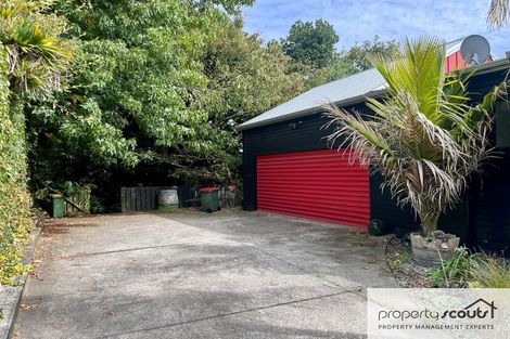 Photo of property in 98 Gover Street, New Plymouth, 4310
