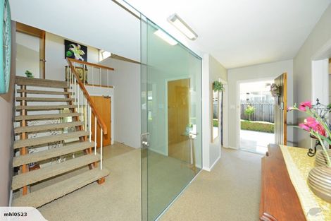 Photo of property in 25 Sevenoaks Drive, Bryndwr, Christchurch, 8053