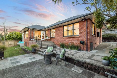 Photo of property in 3 Spencer Terrace, Hauraki, Auckland, 0622