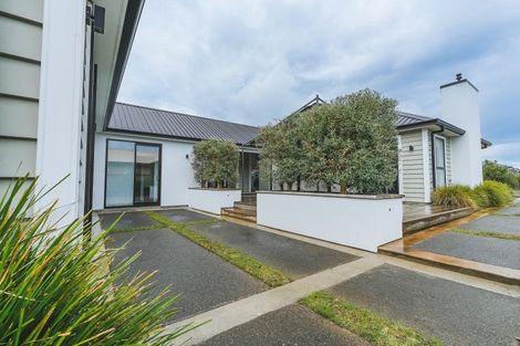Photo of property in 25 Andrews Street, Foxton Beach, Foxton, 4815