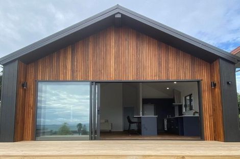 Photo of property in 37 Pacific Parade, Army Bay, Whangaparaoa, 0930