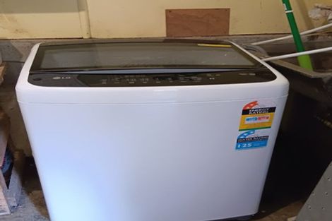 Photo of property in 23 Hawker Street, Mount Victoria, Wellington, 6011