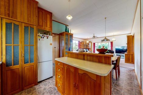 Photo of property in 114 Hubbard Road, Paeroa, 3674