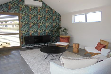 Photo of property in 6 John Raven Lane, Woodend, 7610