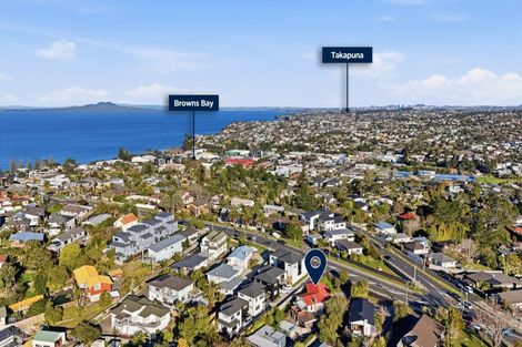 Photo of property in 1/4 Firth Road, Torbay, Auckland, 0630