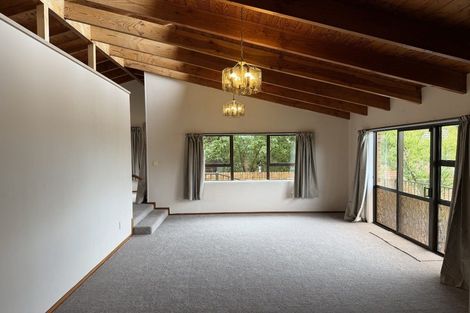 Photo of property in 10 Westpark Drive, West Harbour, Auckland, 0618