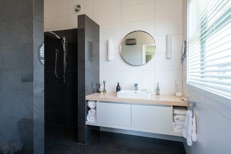 Photo of property in 60 Victory Drive, Wharewaka, Taupo, 3330