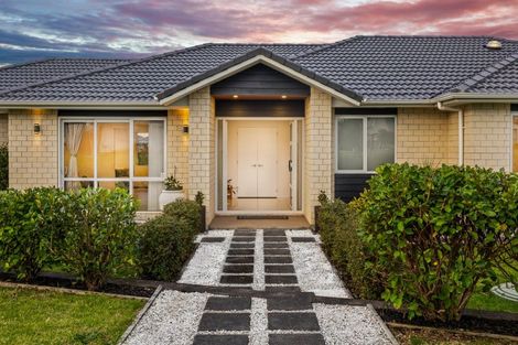 Photo of property in 57 Pohutukawa Parade, Riverhead, 0820