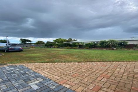 Photo of property in 42a Halsey Road, Manurewa, Auckland, 2102