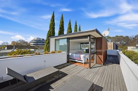 Photo of property in 1 Millbank Lane, Merivale, Christchurch, 8014