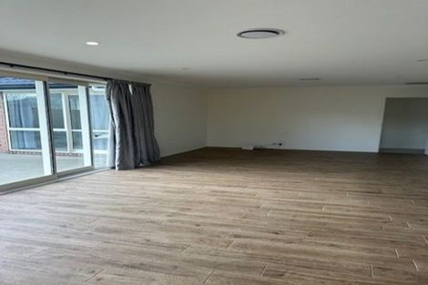 Photo of property in 13 Riverboat Lane, Helensville, 0800