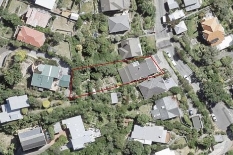 Photo of property in 16 Tai Paku Paku Road, Karaka Bays, Wellington, 6022